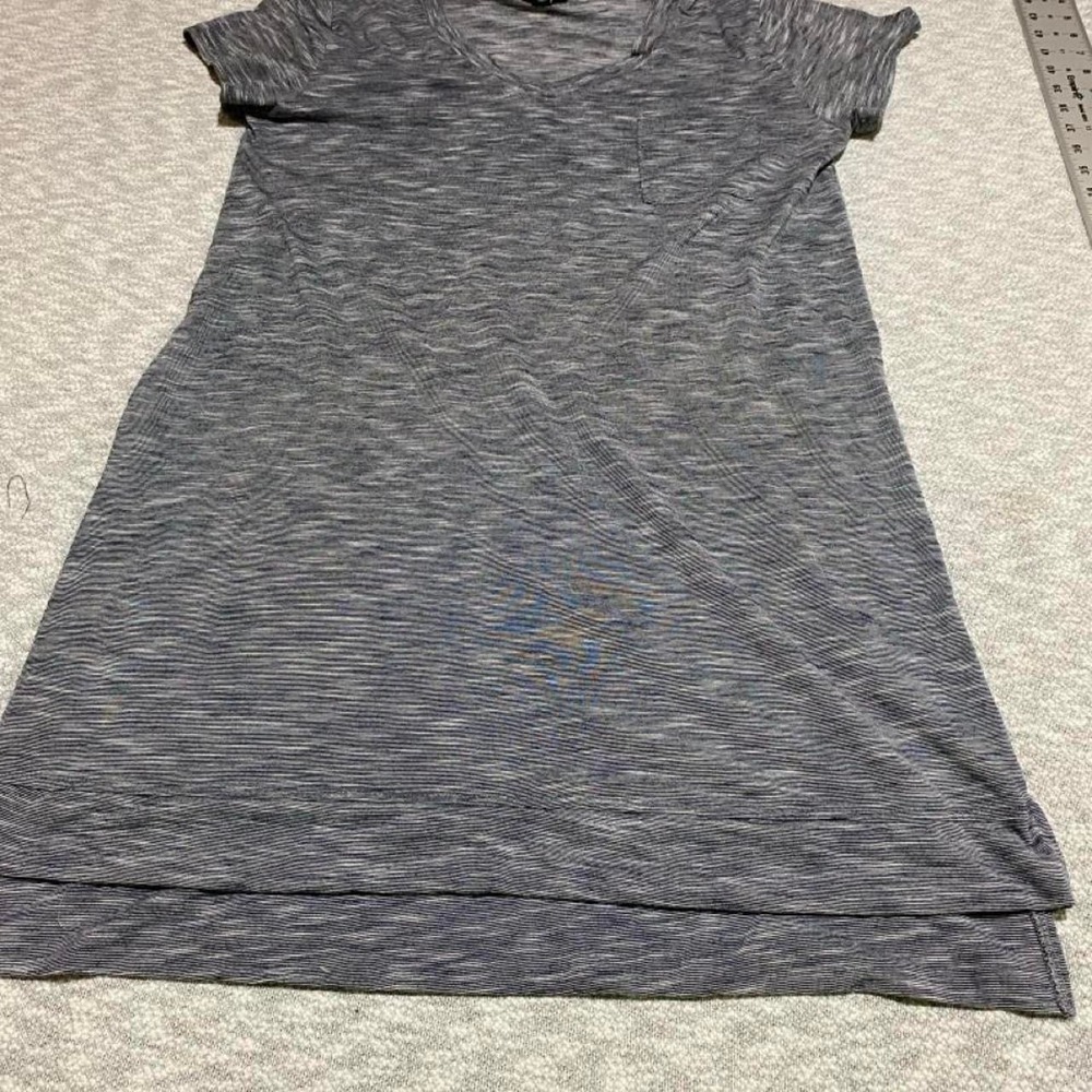 Tahari gray V-neck sleep t-shirt women L. SKU-B868#vneck